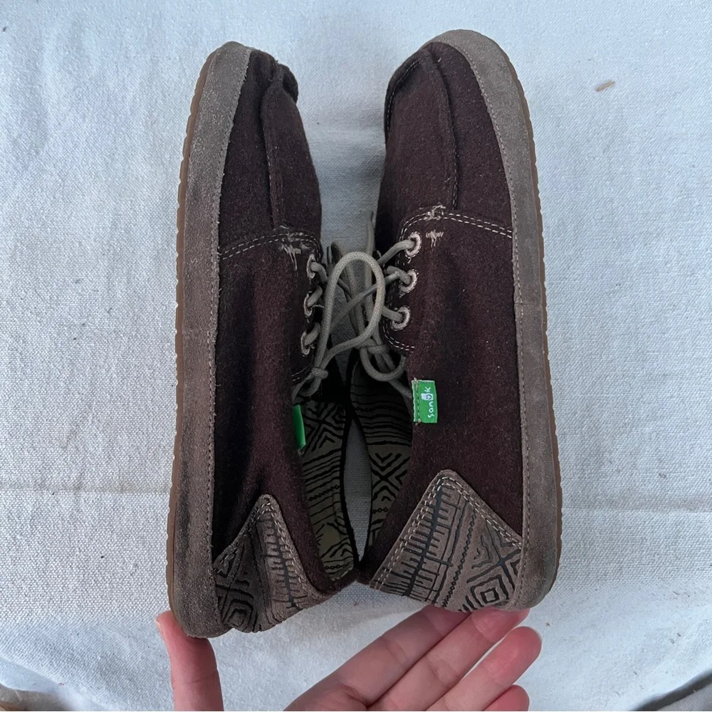 EUC Sanuk Mainsteez Men's Boat Shoes Brown Wool Suede Textile Casual Slip Ons